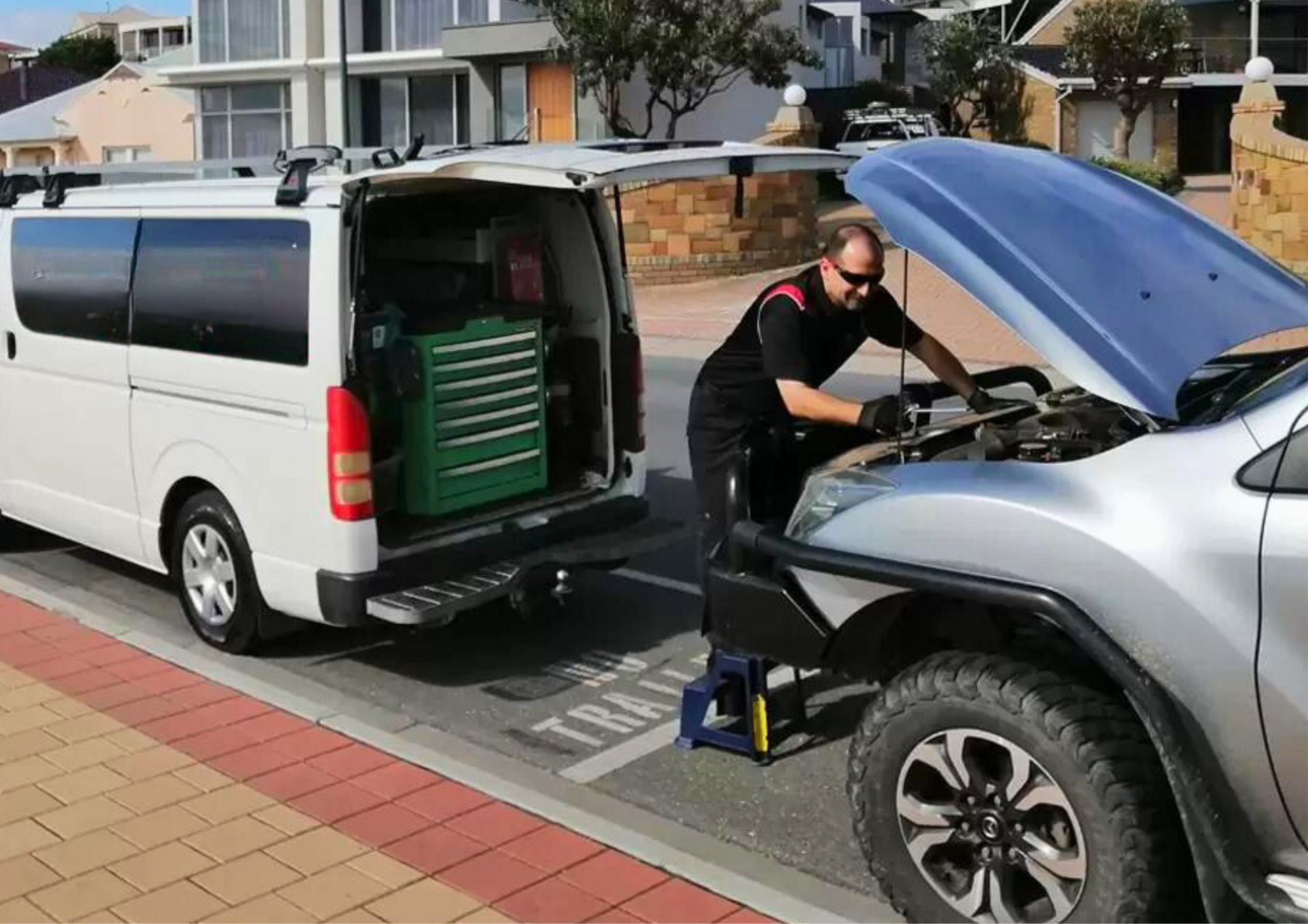 Mobile auto mechanic